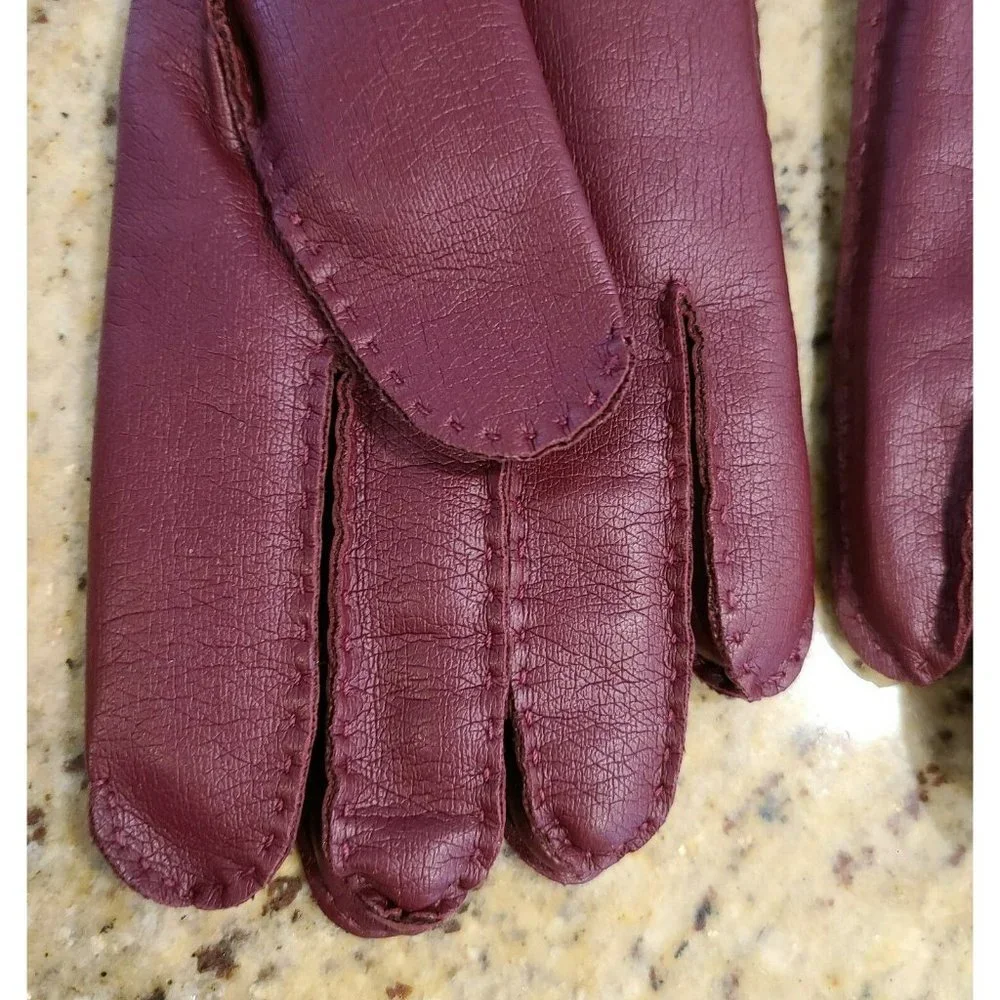 Vintage Faux Leather Vinyl Acrylic Knit 10.5